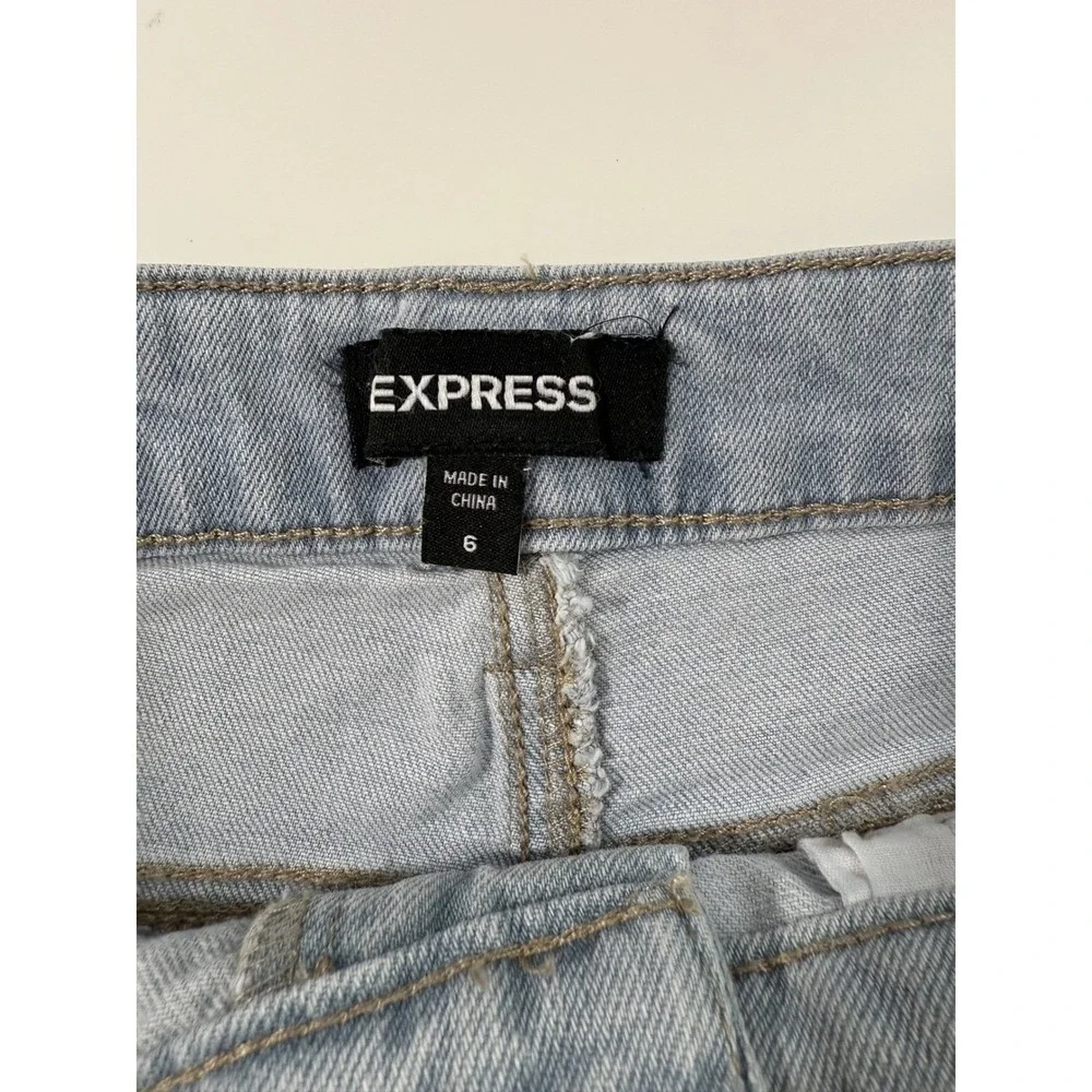 Express Flare Mid Rise Jeans Light Wash Distressed Rigid‎ Front Stretch Back 6